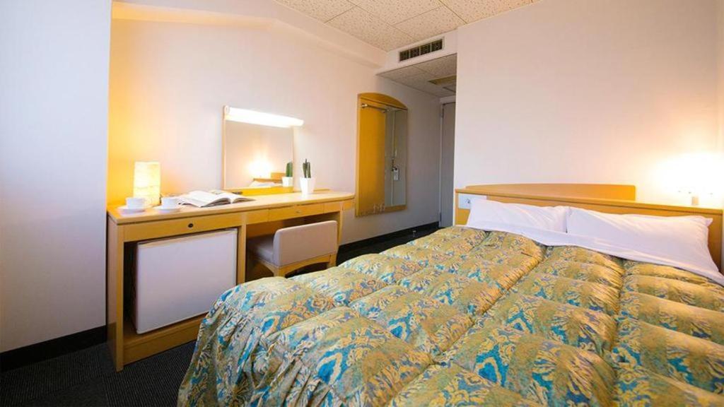 Hotel Town Honmachi Kōchi Екстериор снимка