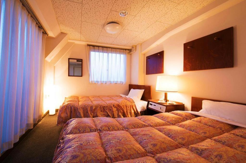 Hotel Town Honmachi Kōchi Екстериор снимка