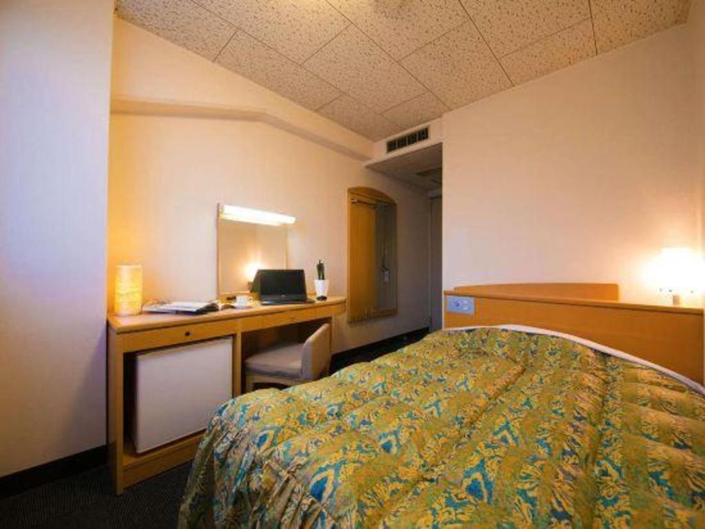 Hotel Town Honmachi Kōchi Екстериор снимка