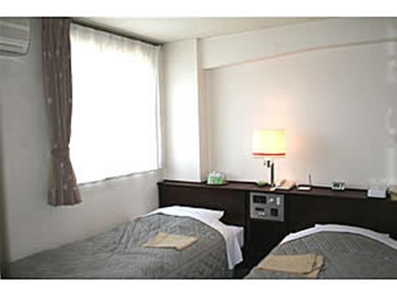 Hotel Town Honmachi Kōchi Екстериор снимка